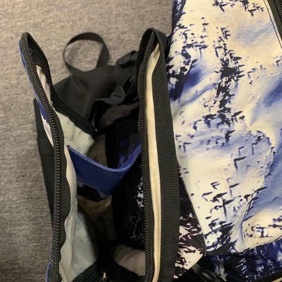 Supreme backpack - Picture 2 of 8